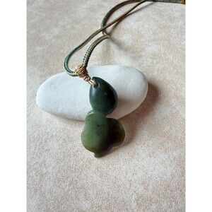 Handmade Green Jade Fish Pendant Necklace Adjustable Cord abundance Prosperity